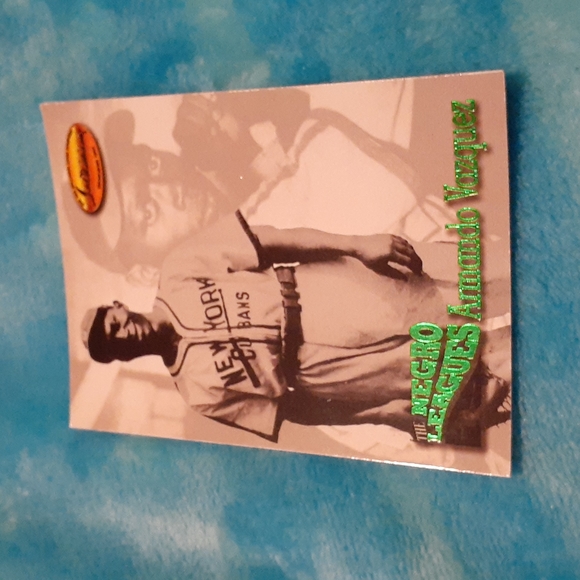 4 Vintage 1993 Ted Williams Negro League Cards Lockett Smokey Duckett Vazquez - Picture 3 of 6